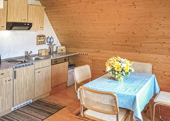 Ferienwohnung Laerz Apartment *